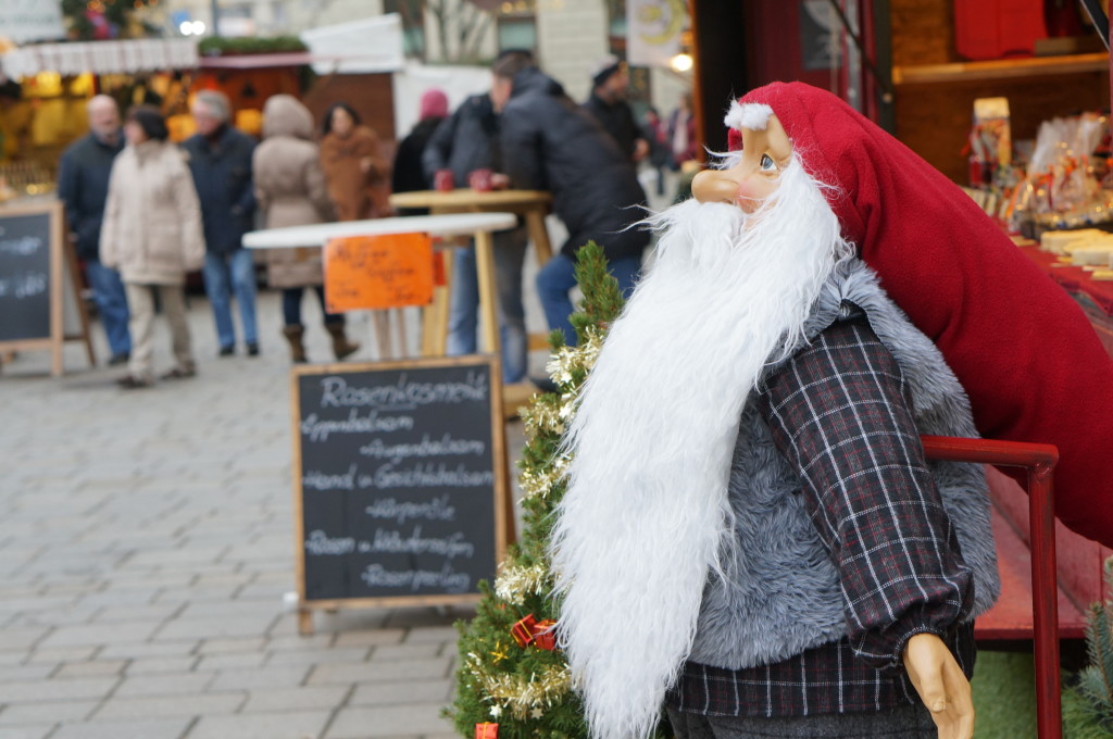 Vienna's Christmas Markets, photo courtesy of Souvenir Finder