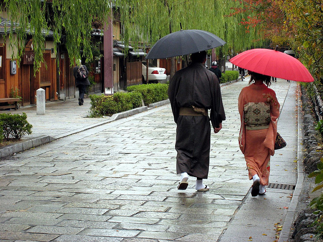 kyoto kimono yukata on geisha