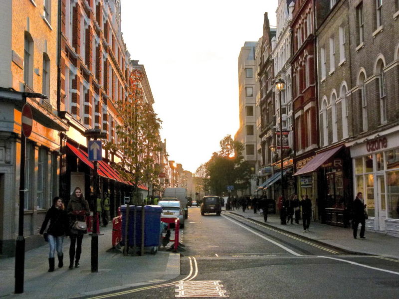 ch, London shopping street