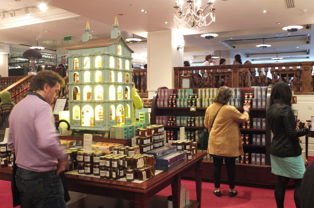 what to buy fortnum and mason London picadilly