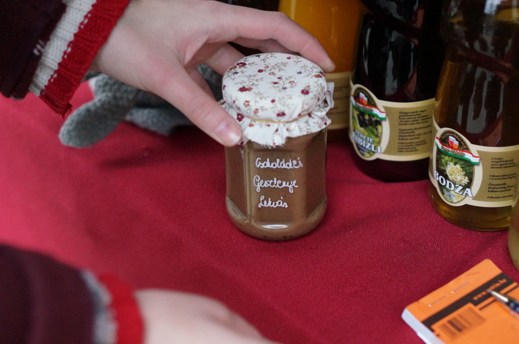 budapest souvenir hungarian chestnut jam handmade craft christmas market fair