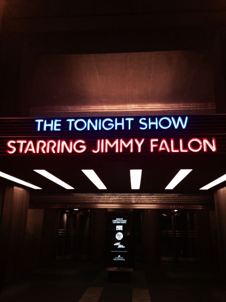 How to get tickets to see the Tonight Show Starring Jimmy Fallon in NYC (and bring home a souvenir)