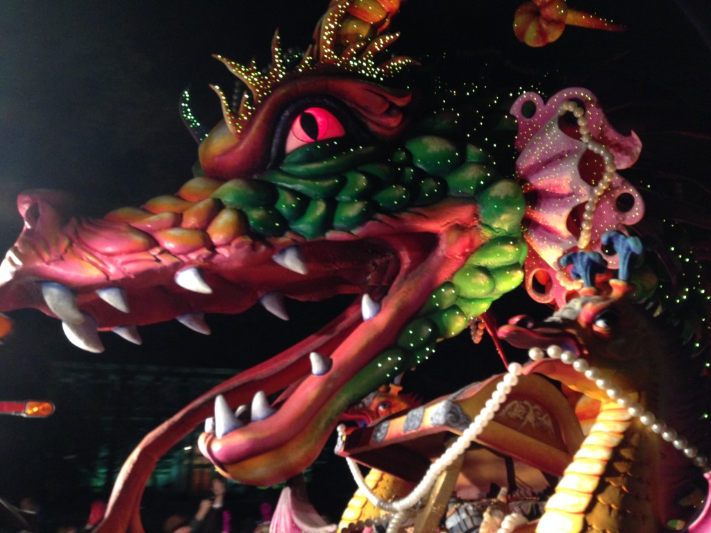 Mardi Gras: Our Insiders’ Guide to Getting the Best Throws and Souvenirs (NOLA)