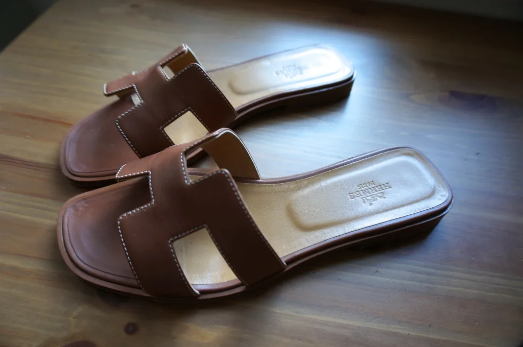 hermes oran sandal tan