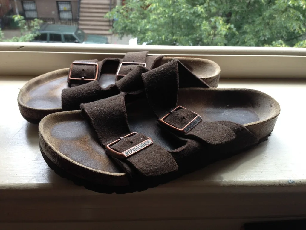 most comfortable travel shoes sandals birkenstocks trendy summer shoe