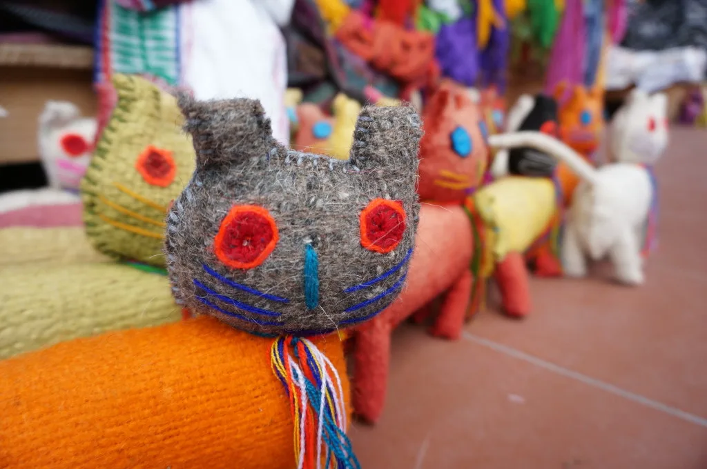 best shopping Playa del Carmen souvenirs mexican folk art