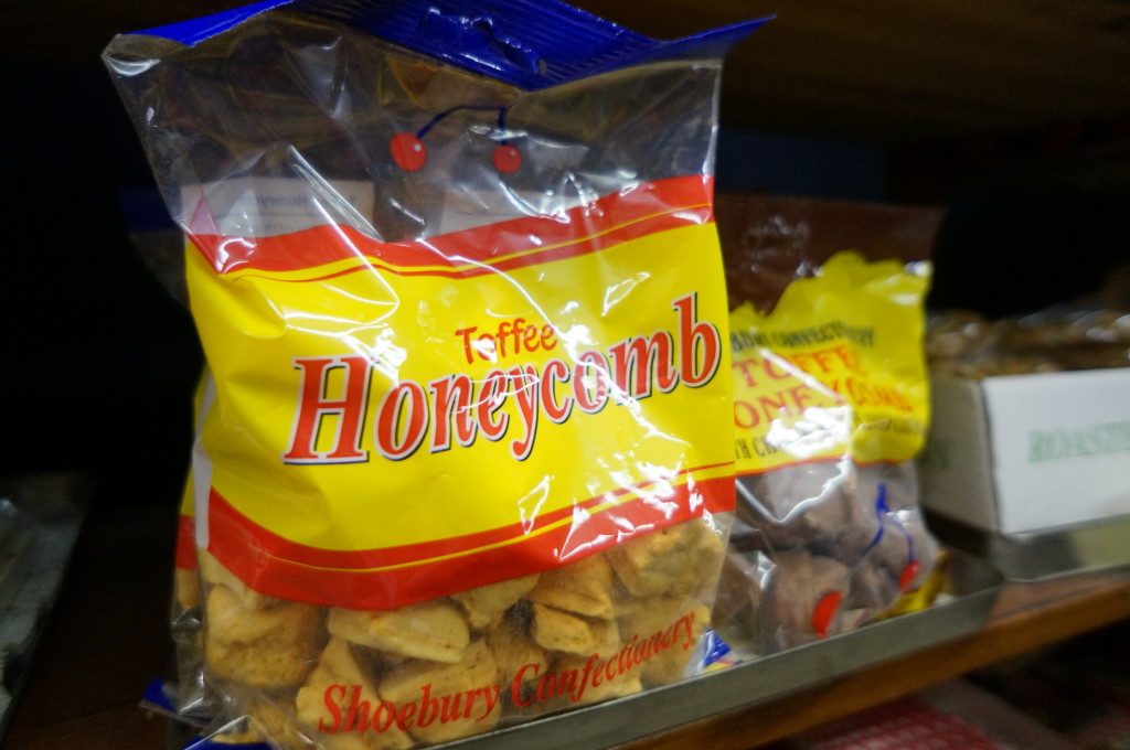 cinder toffee retro british sweets toffee honeycomb london souvenir