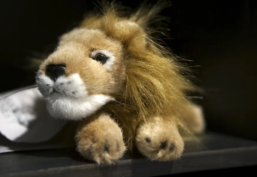 lion stuffed plush toy children kids souvenir from Vasa Museum Gift Shop, Stockholm, Sweden).
