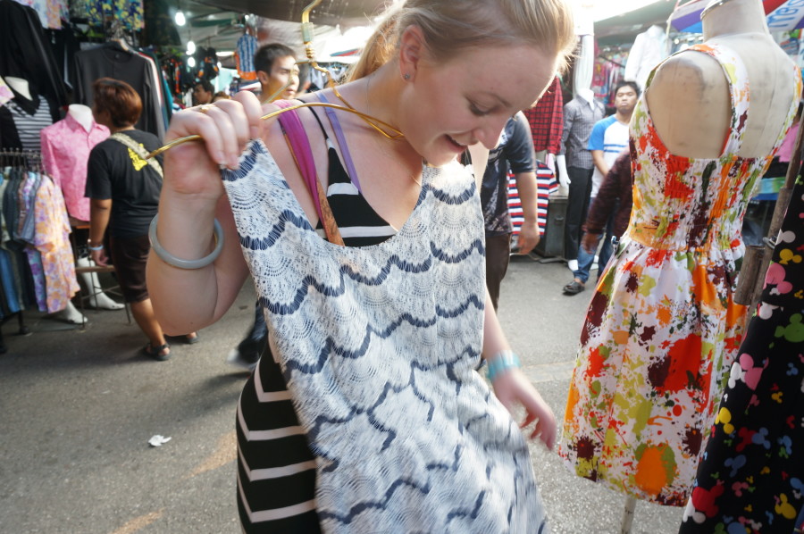 chatuchak market guide jj market dresses shopping