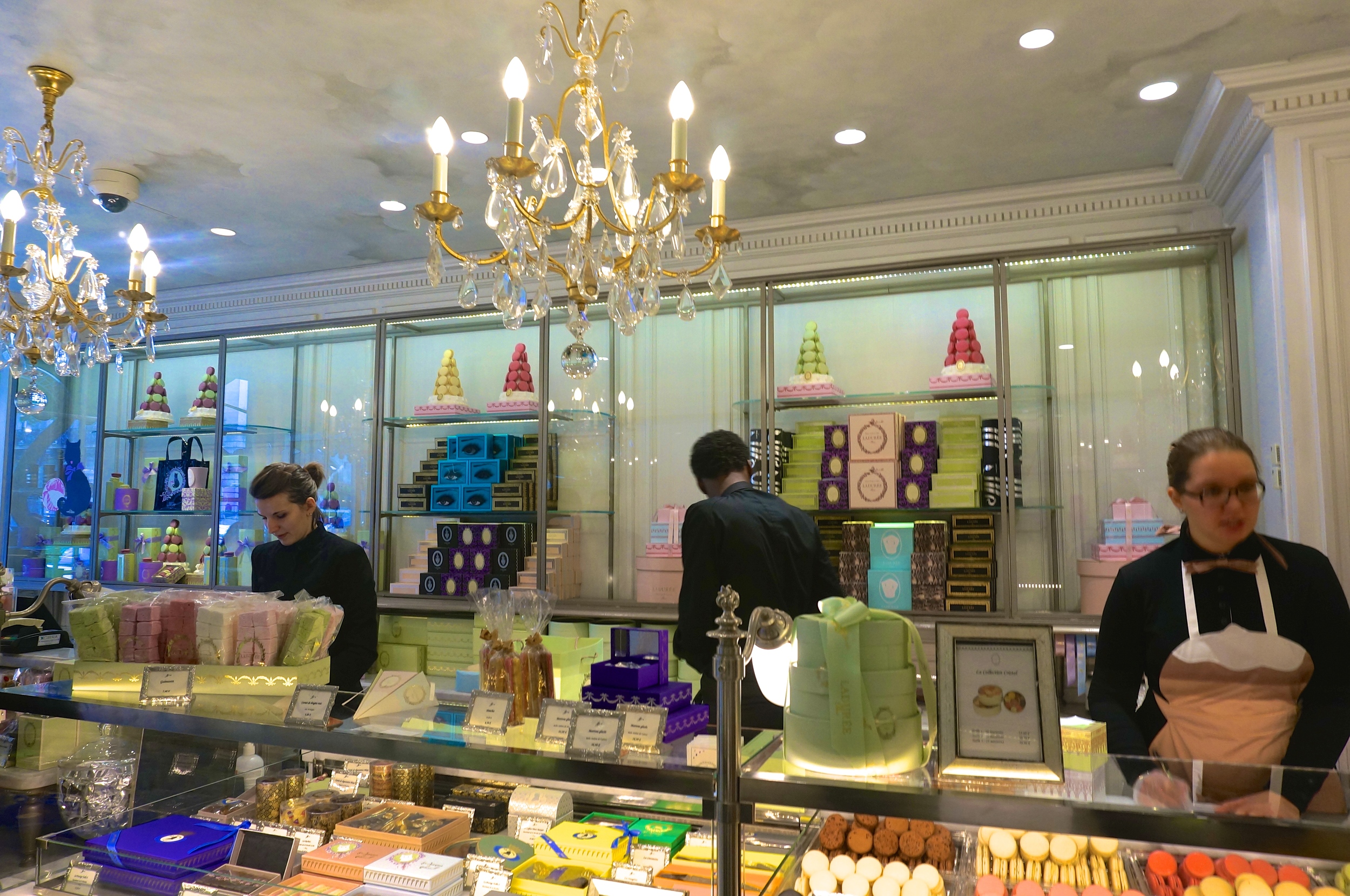 Ladurée Macarons in Paris Worth bringing home as a souvenir? Souvenir Finder