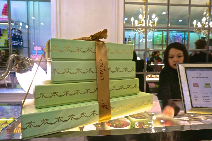 Laduree Paris shop blue box macarons