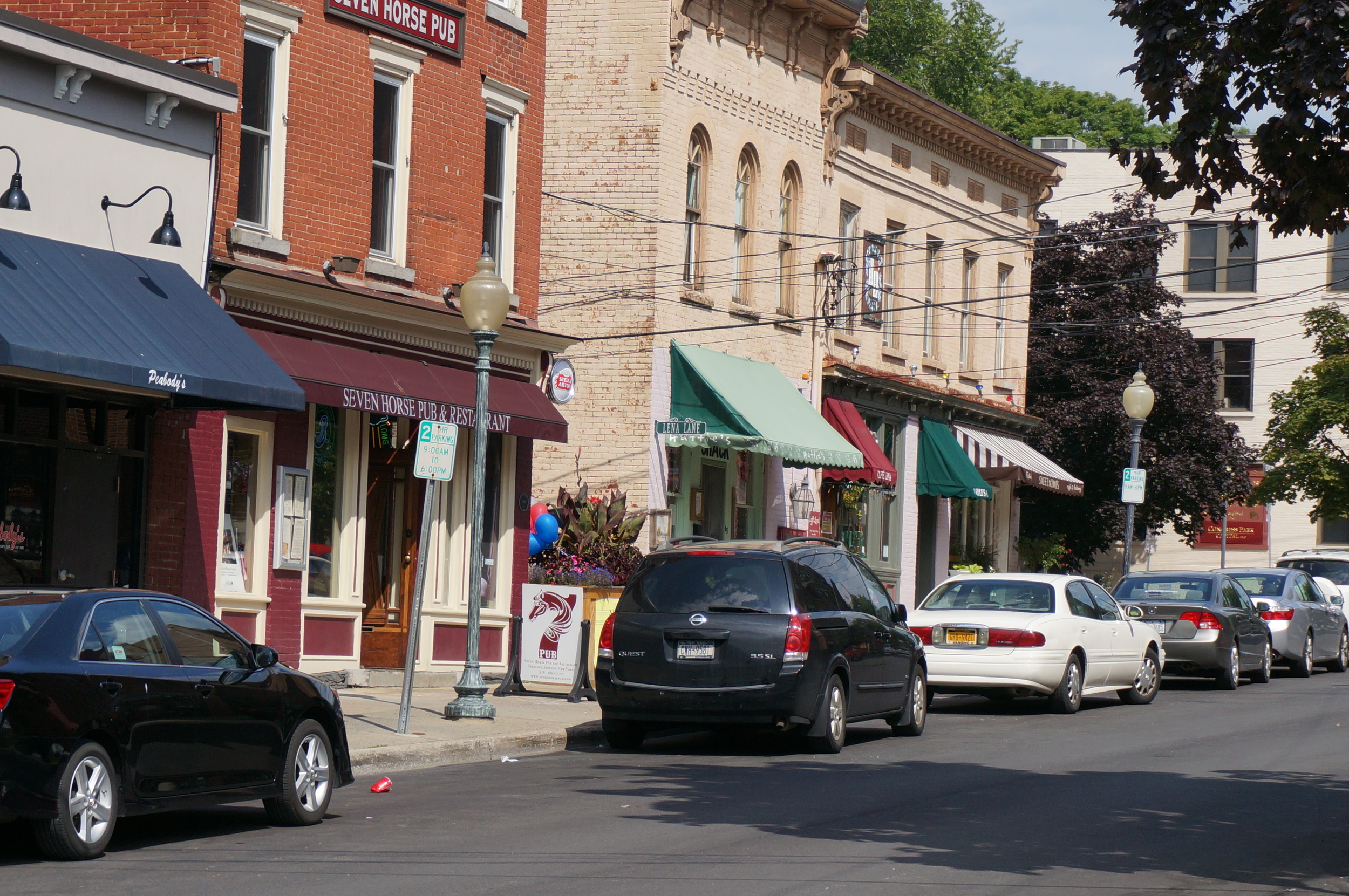 What to do Saratoga Springs, Shopping Farmers Market Racing