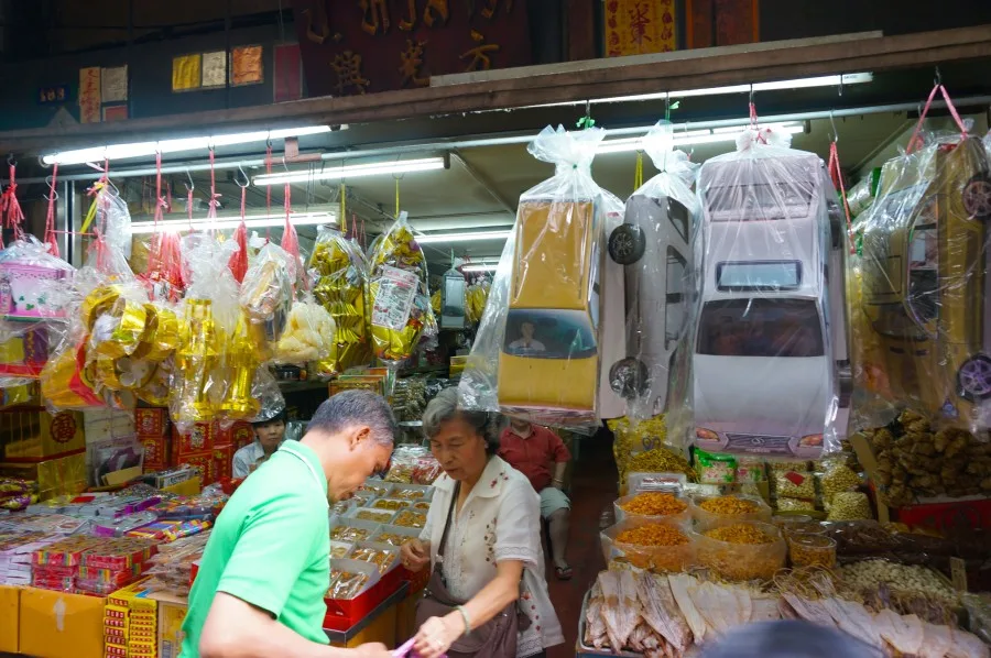 Chinese market Bangkok good luck items vendors