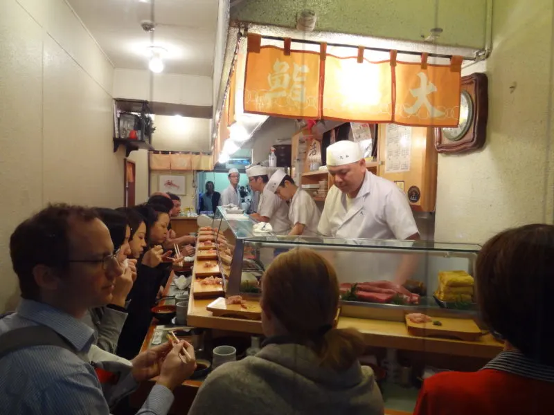 sushii restaurant tsjuki fish market tokyo anthony bourdain no reservations