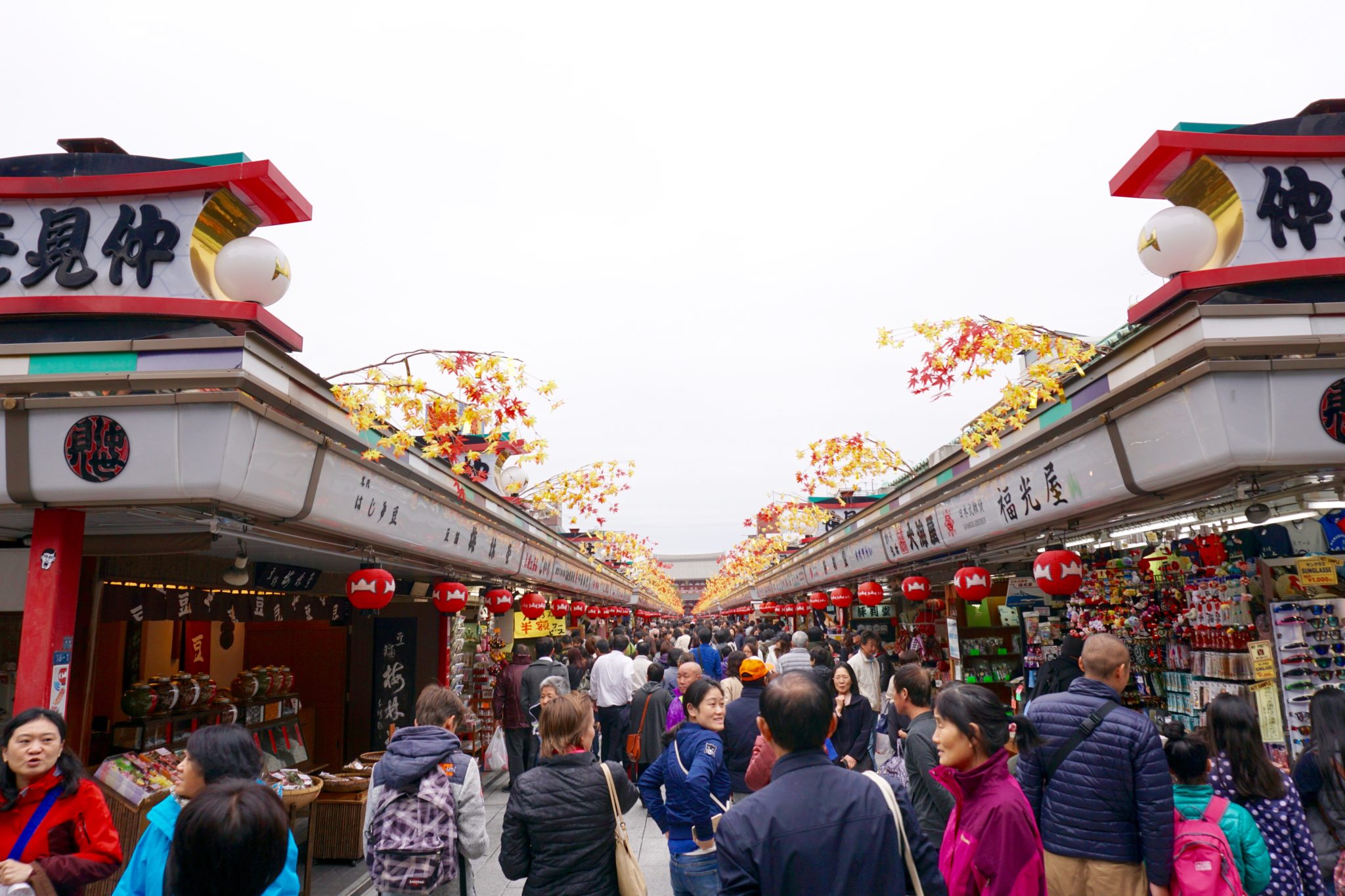 Best Japanese Souvenirs to Buy at Asakusa Market in Tokyo