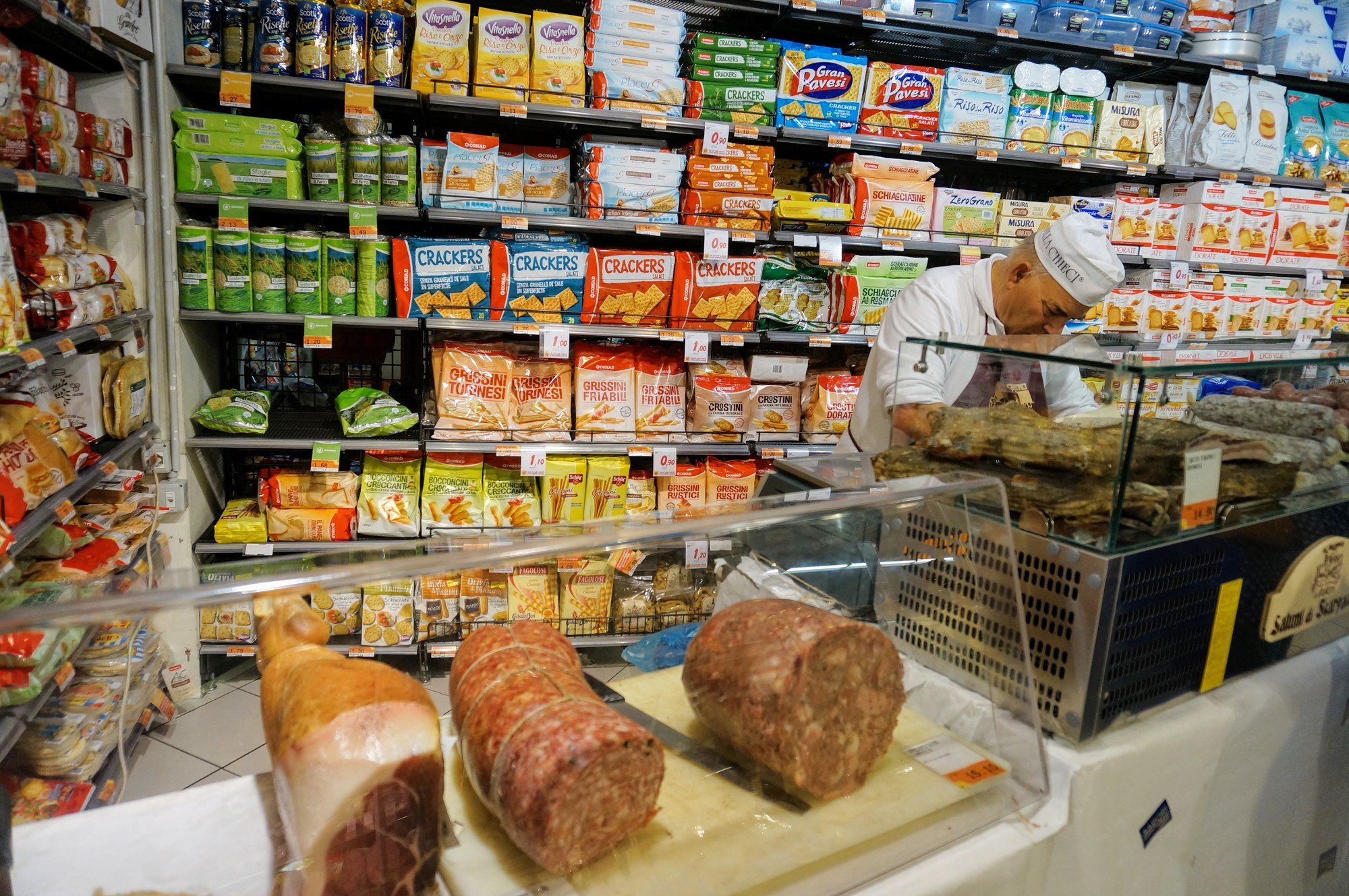 Top 15 Food Souvenirs to Buy at a Supermarket in Italy