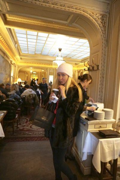 Angelina tea room paris hot chocolate interior takeout