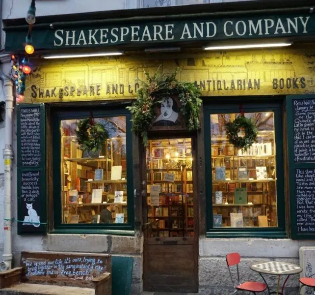 shakespeare company shopfront paris