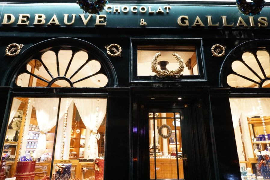debauve and gallais shopfront paris best chocolate photos