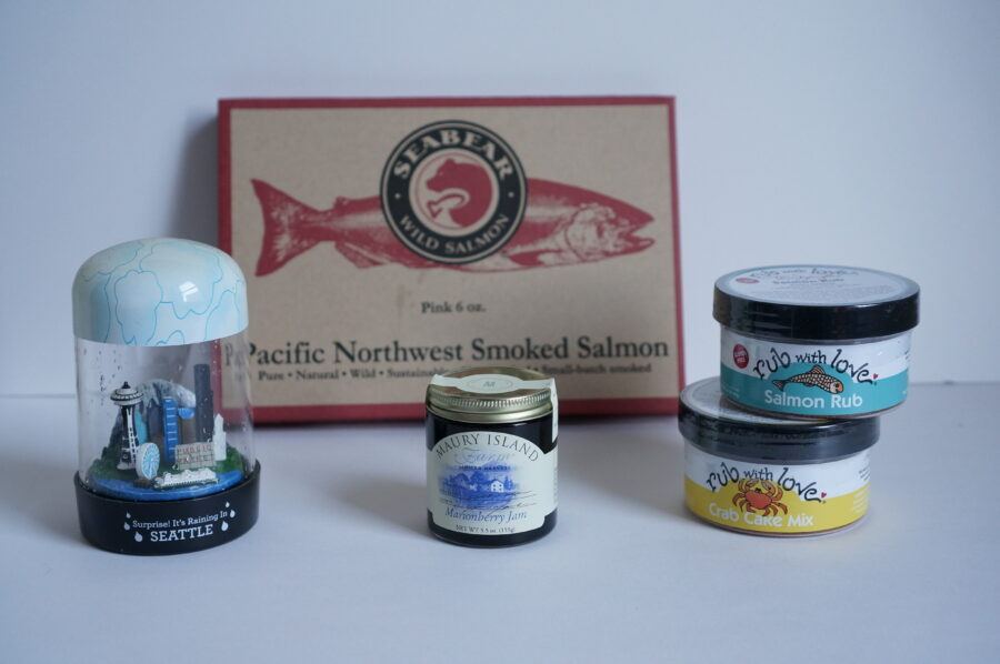 Best and Top Oregon souvenirs and popular gifts