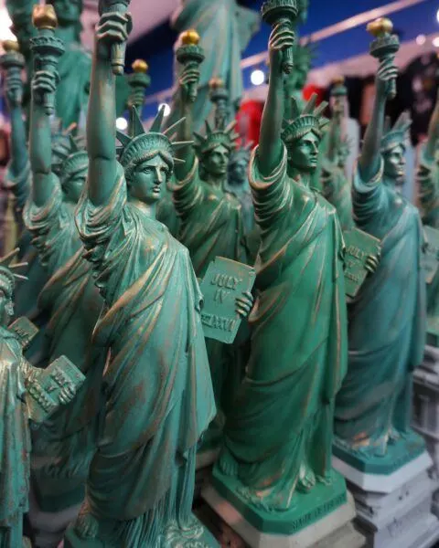 Statue liberty souvenir nyc gift