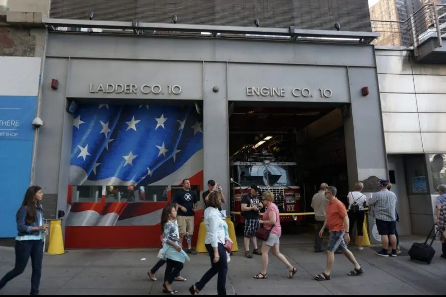 nyc fire station ladder 10